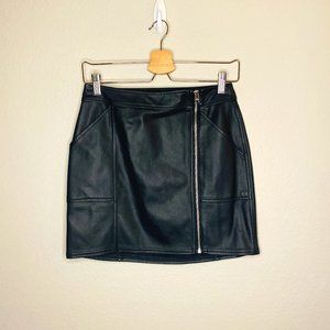 Express Faux Leather Skirt, size 2, black